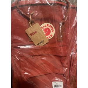 BNWT Fjallraven Kanken Autumn Leaf Backpack
